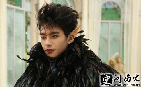 半妖体制的幽瞳怎么变成小孩的 为什么变成小孩 半妖幽瞳