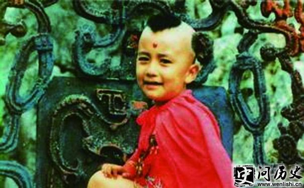 캢