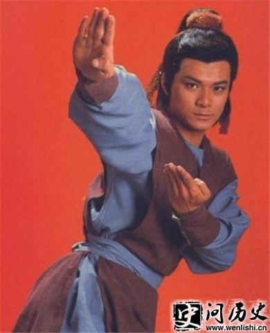 《射雕英雄传》郭靖剧照 《射雕英雄传》郭靖剧照