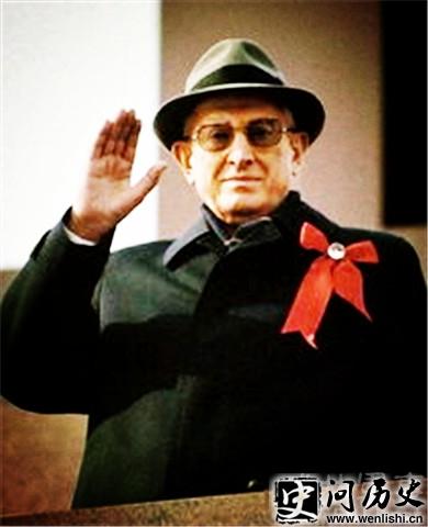 ޲