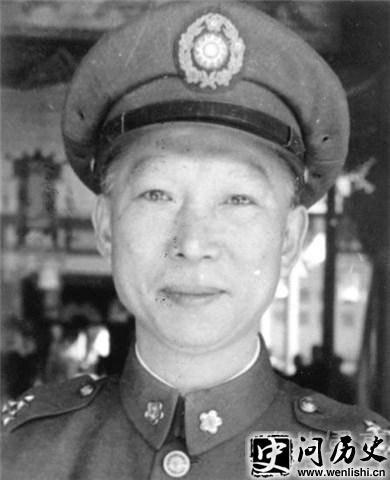 冈村宁次的佩刀镶着日本皇花 喻示其尊贵地位 薛岳将军图片