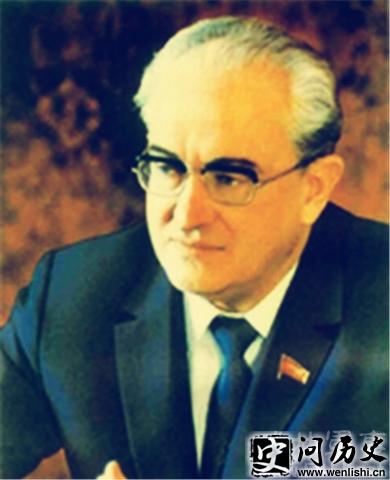 ޲