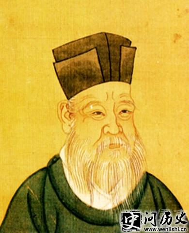 仭