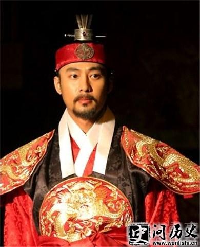 韩国成宗李娎是什么样的人 《王与我》李娎剧照