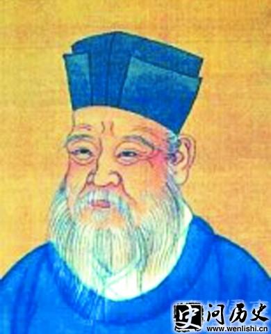 仭