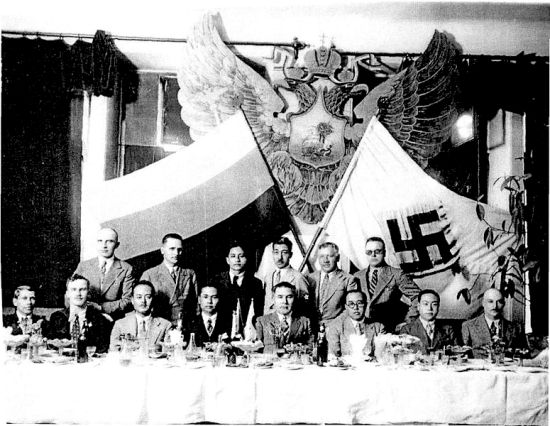 1934꣬Ү˹(ǰ)ڹϯ˹˹ᡣ
