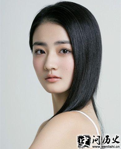 欰