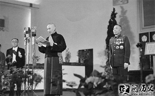 蒋介石和李宗仁合照 蒋介石和李宗仁合照