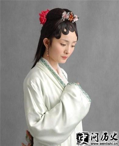 新版《红楼梦》晴雯剧照 新版《红楼梦》晴雯剧照
