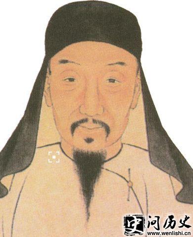 仭