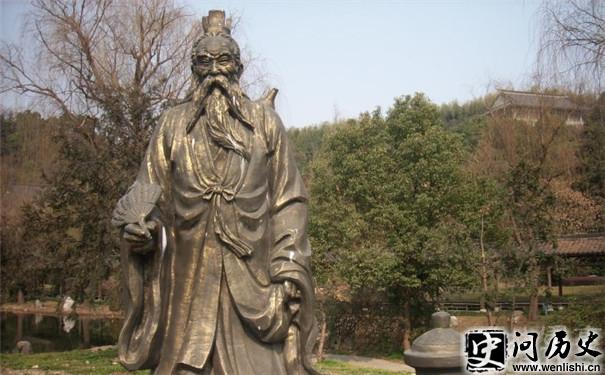պ뾰