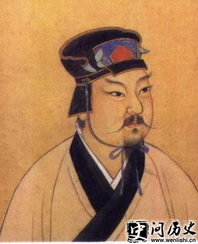 䰲