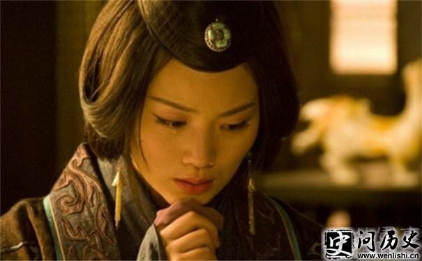 《新三国》蔡夫人剧照 《新三国》蔡夫人剧照