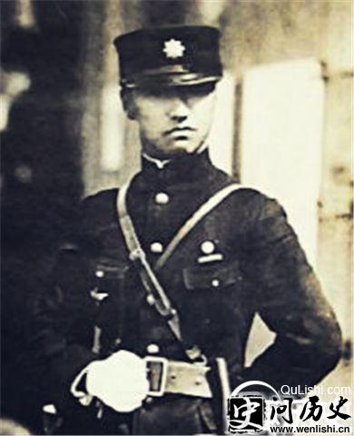 冯庸照片