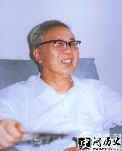 ޸