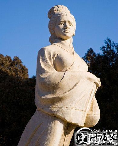 孟姜女雕像