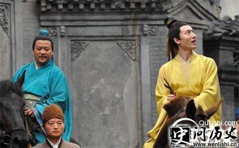 为什么大观园里的人都叫贾琏二爷