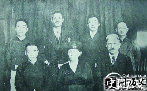 约翰·杜威的轶事 如何评价约翰·杜威