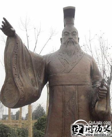 杨坚雕像
