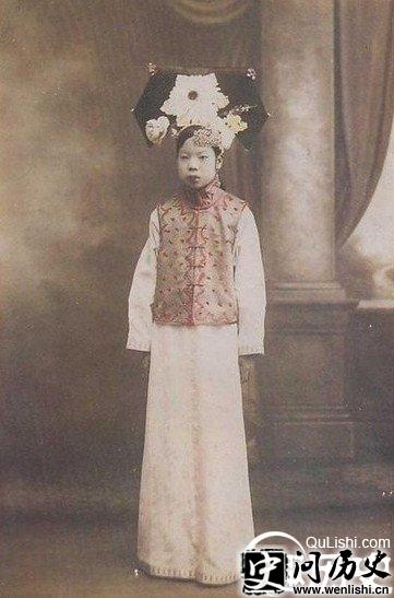 1477125556821798.jpg 爱新觉罗·东莪.jpg