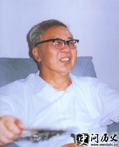 ޸