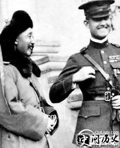 张作霖和日本军官合影