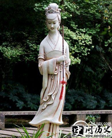陈圆圆雕像