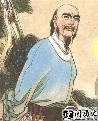 仭