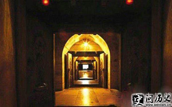 Ĺ