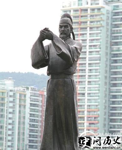 张九龄的雕像