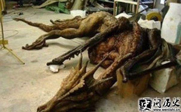 й