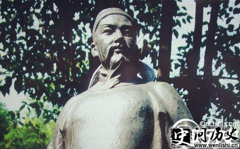 元稹雕像