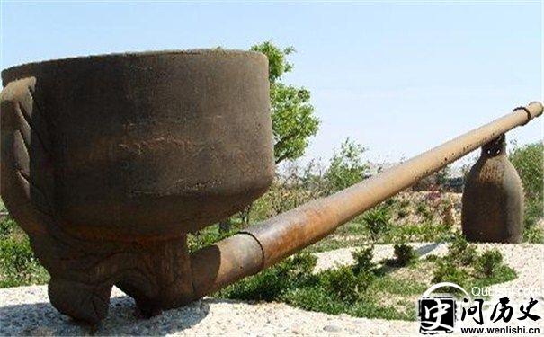 纪晓岚烟袋雕塑