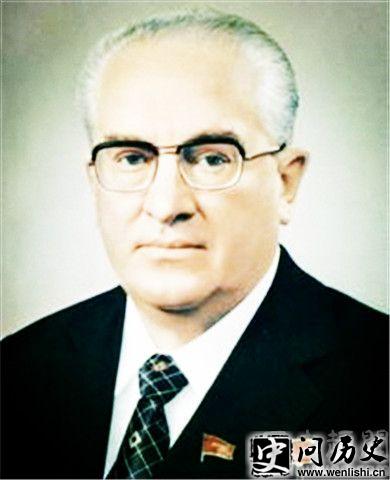 ޲