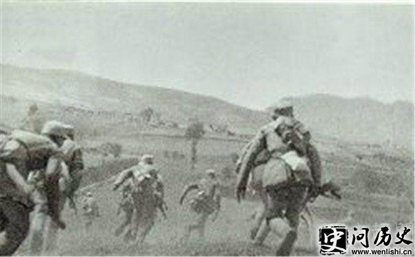 սƬ