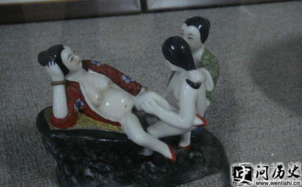 ¥Ů