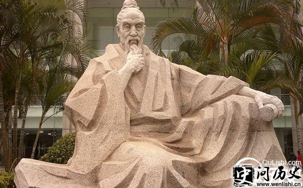 张仲景石像