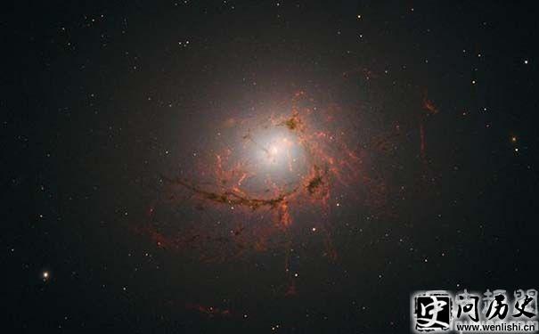 NGC 4696