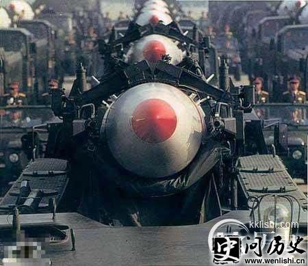 亿万国人泪奔!中国核弹元勋死后惊人一幕