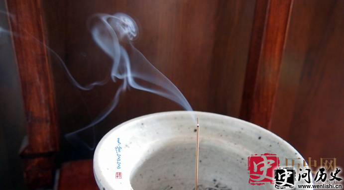 青烟妖怪的故事