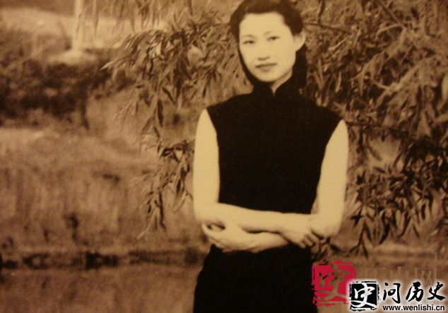 赵一荻