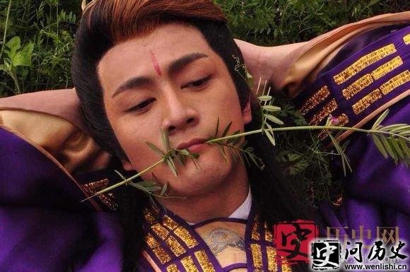 깫