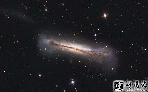 NGC4889