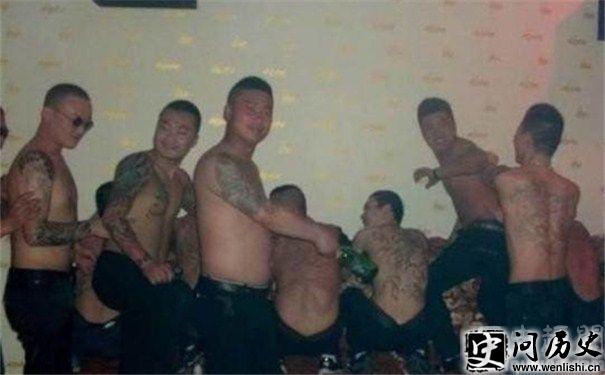 µڶ