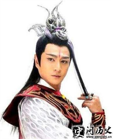 깫
