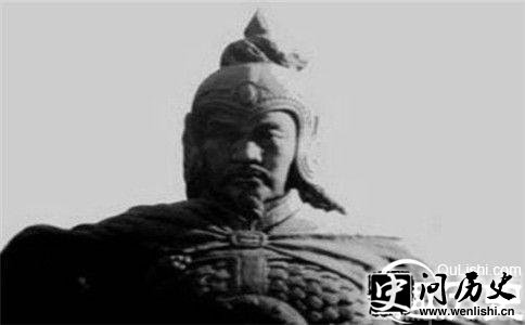 郑芝龙塑像