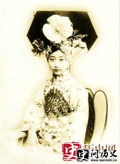 清朝后宫嫔妃和公主的美丽旧照