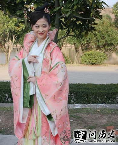 《万历首辅张居正》梅婷饰演李太后一角
