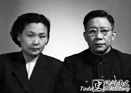 陆定一夫妇