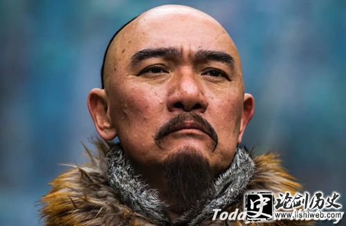 讷亲